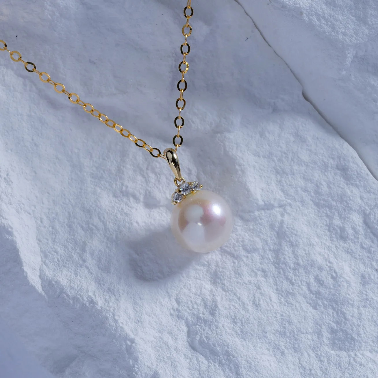 18K Solid Gold Freshwater Pearl Necklace KN00096