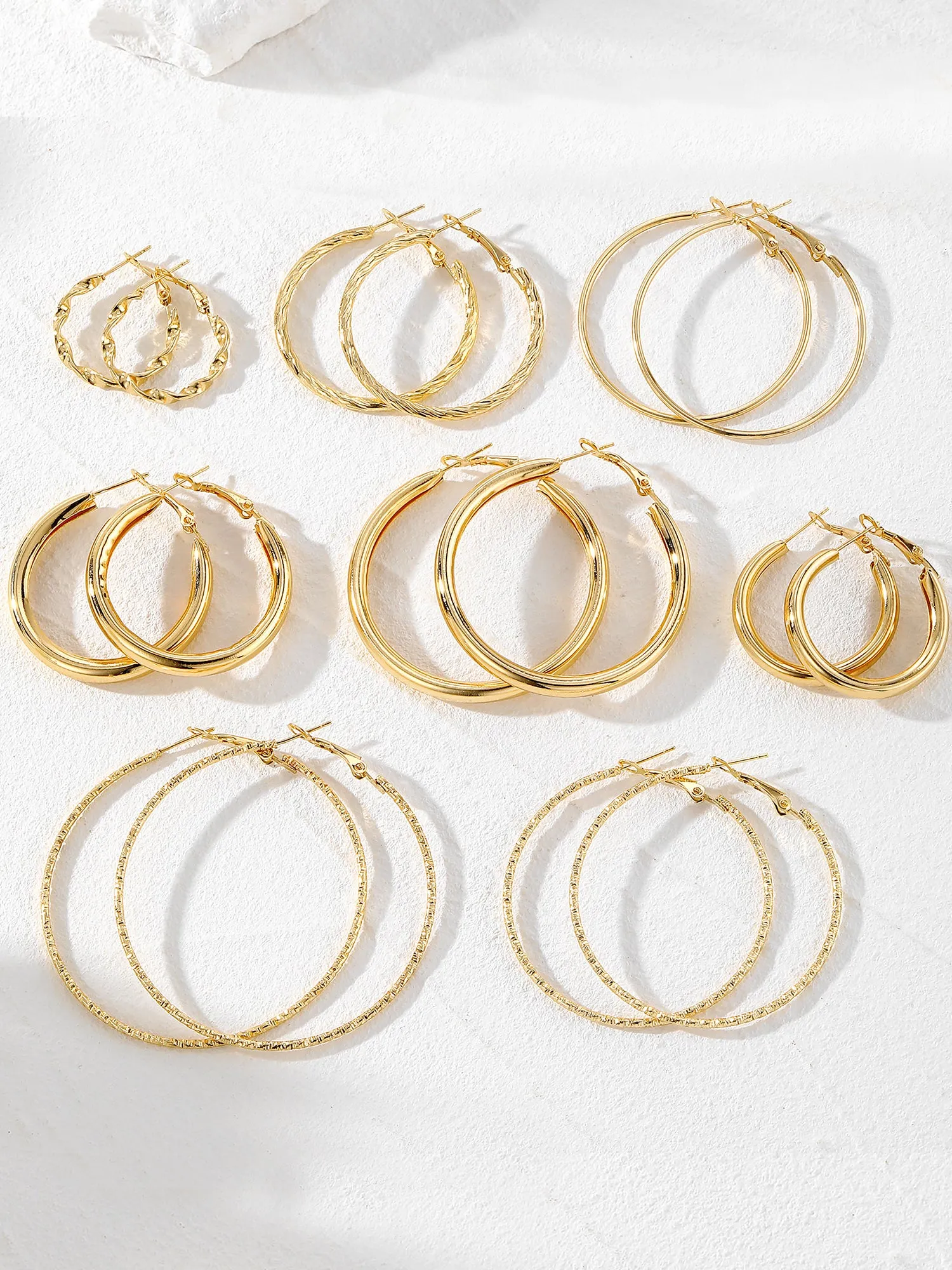 8 Pairs Alloy Versatile Hoop Earrings Set