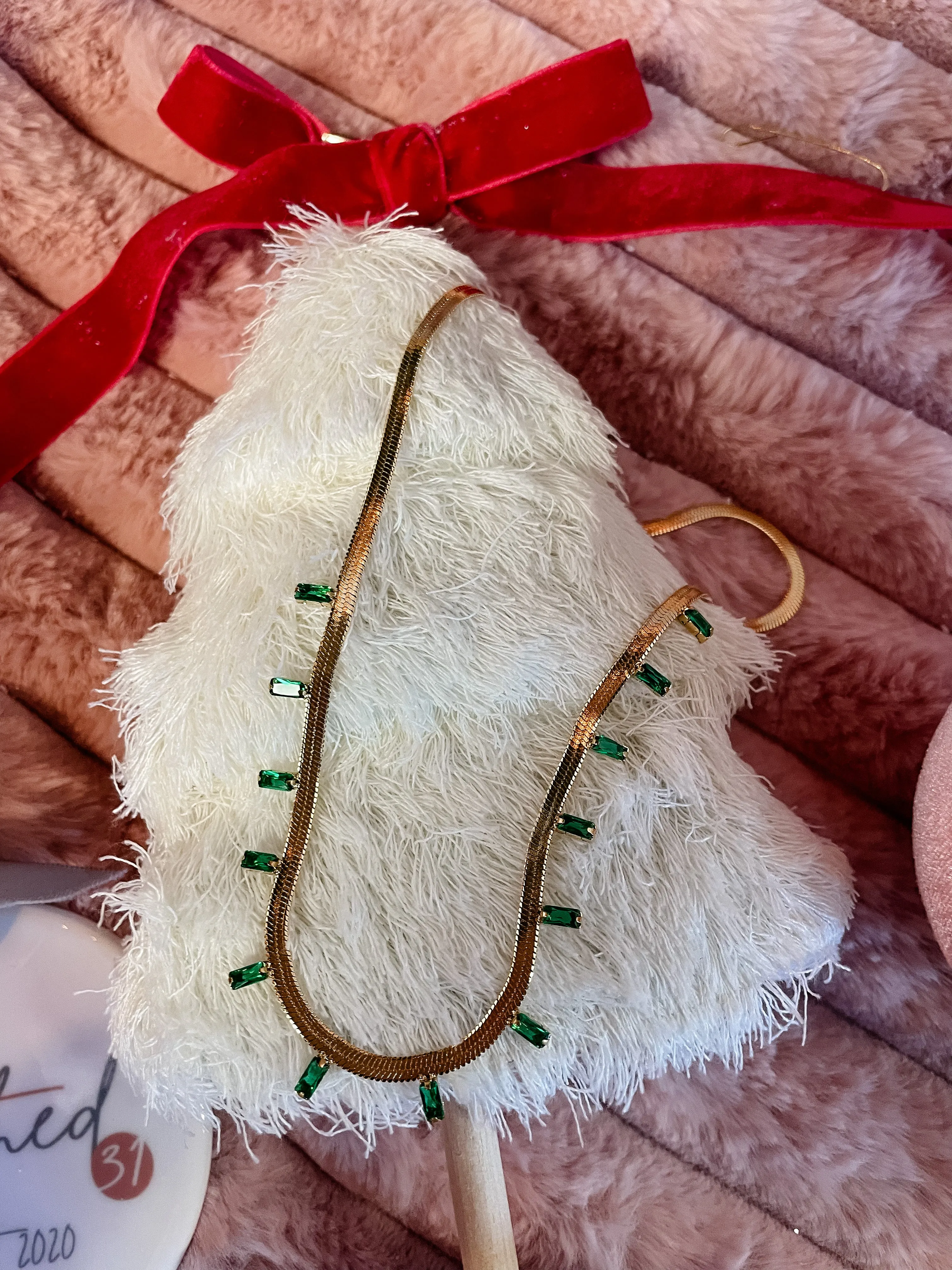 Emerald Elegance Necklace