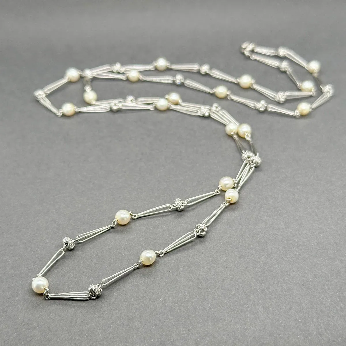 Estate Platinum 0.66ctw Diamond & Pearl Station Necklace