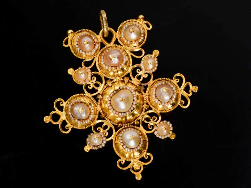 Georgian Natural Saltwater Pearl Pendant