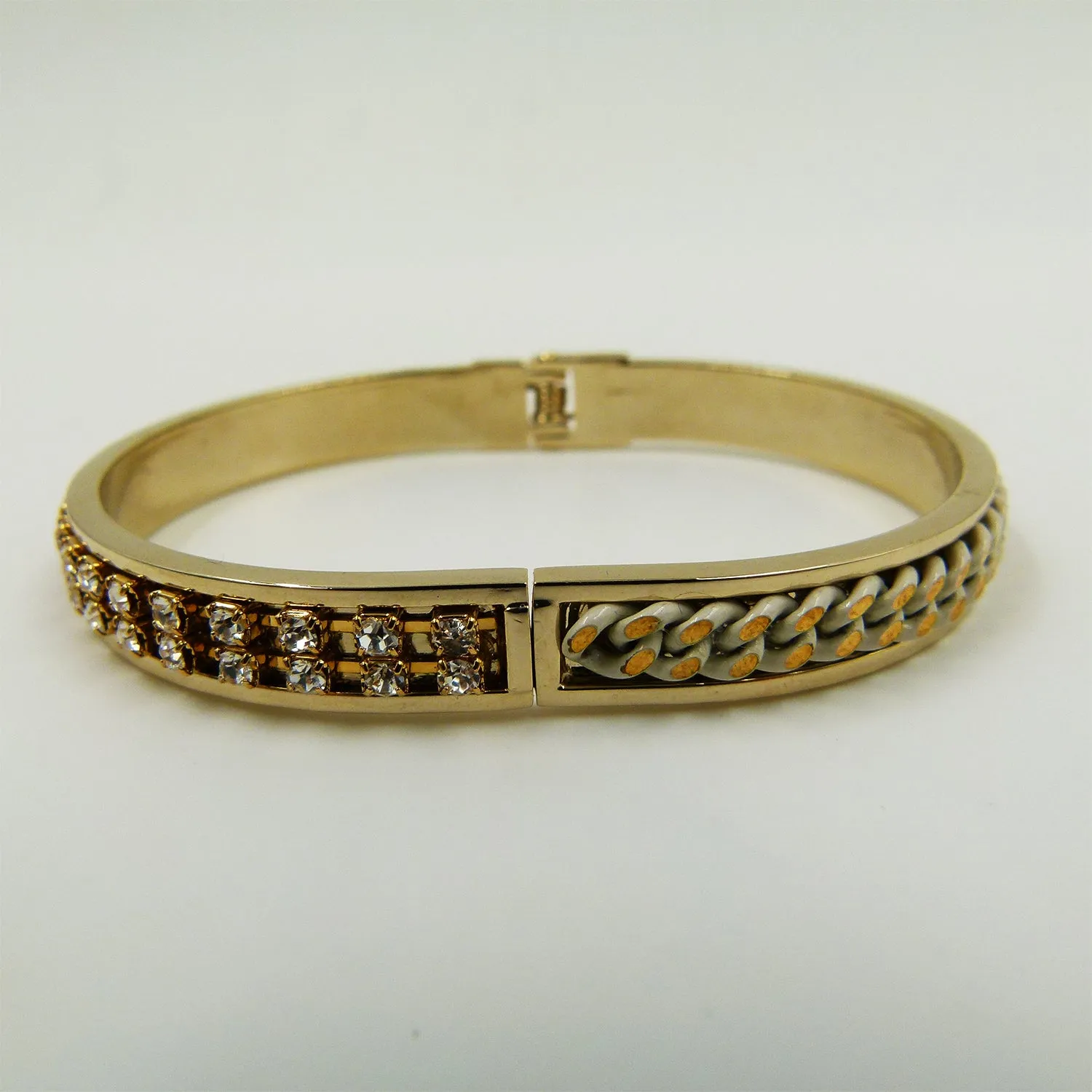 Hinged bangle with diamante and chain