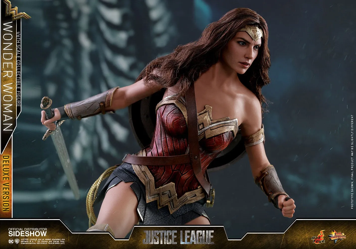 WONDER WOMAN DELUXE VERSION Sixth Scale Figure by Hot Toys
